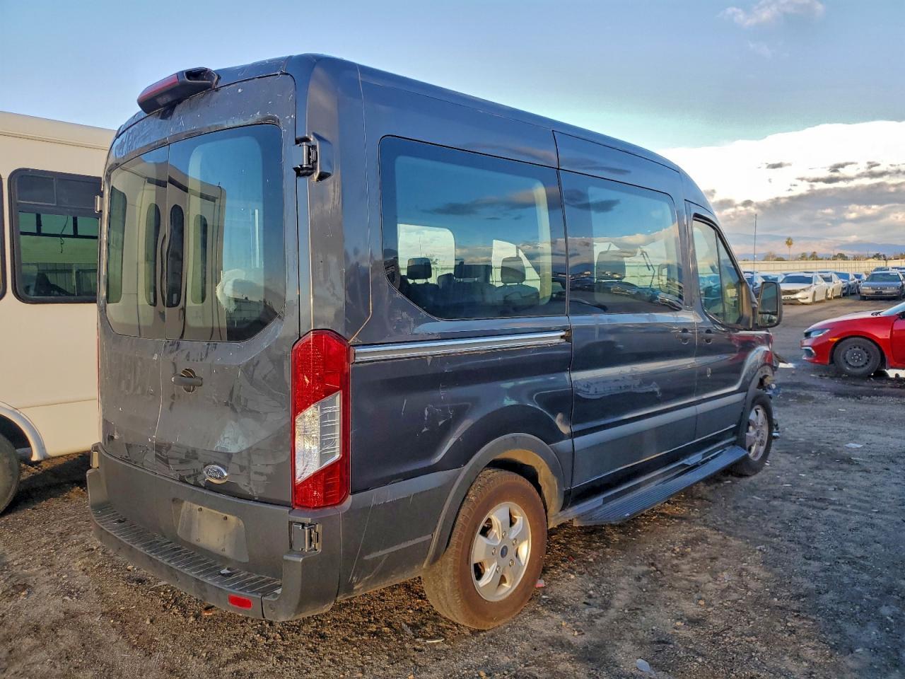 2019 Ford Transit T-150 - Фото 3