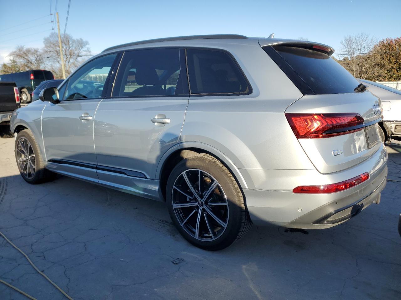 2023 Audi Q7 Prestige - Image 2