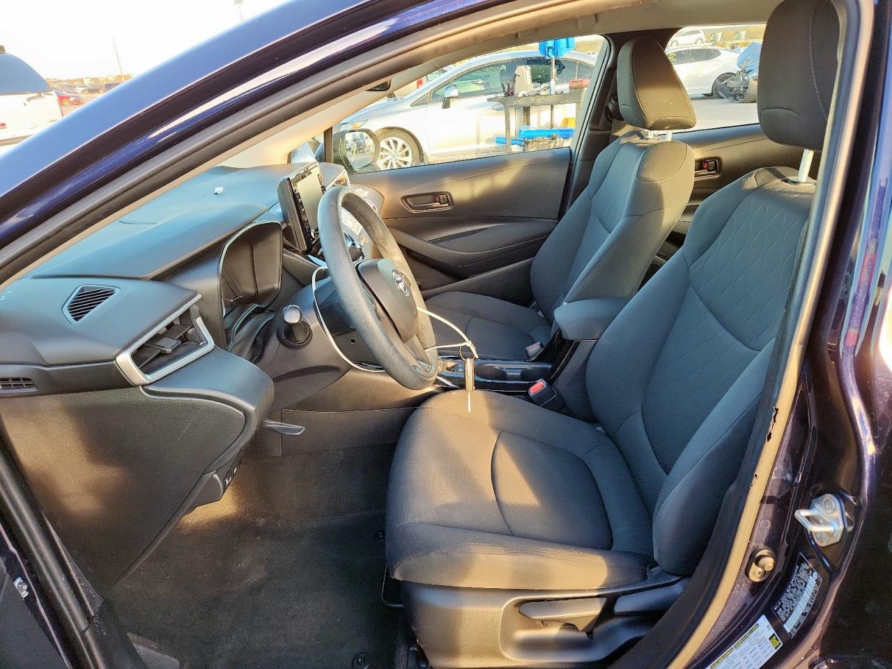 2022 Toyota Corolla Le - Image 7