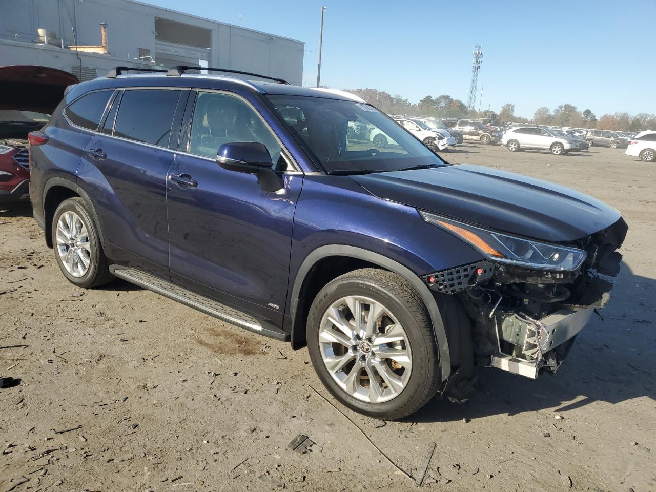 2023 Toyota Highlander Hybrid Limited - Фото 4