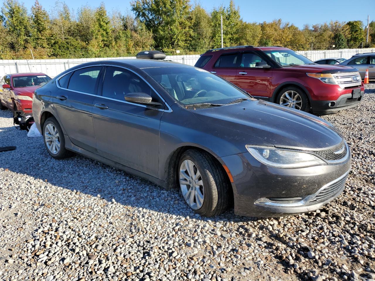 2016 Chrysler 200 Limited - Фото 4