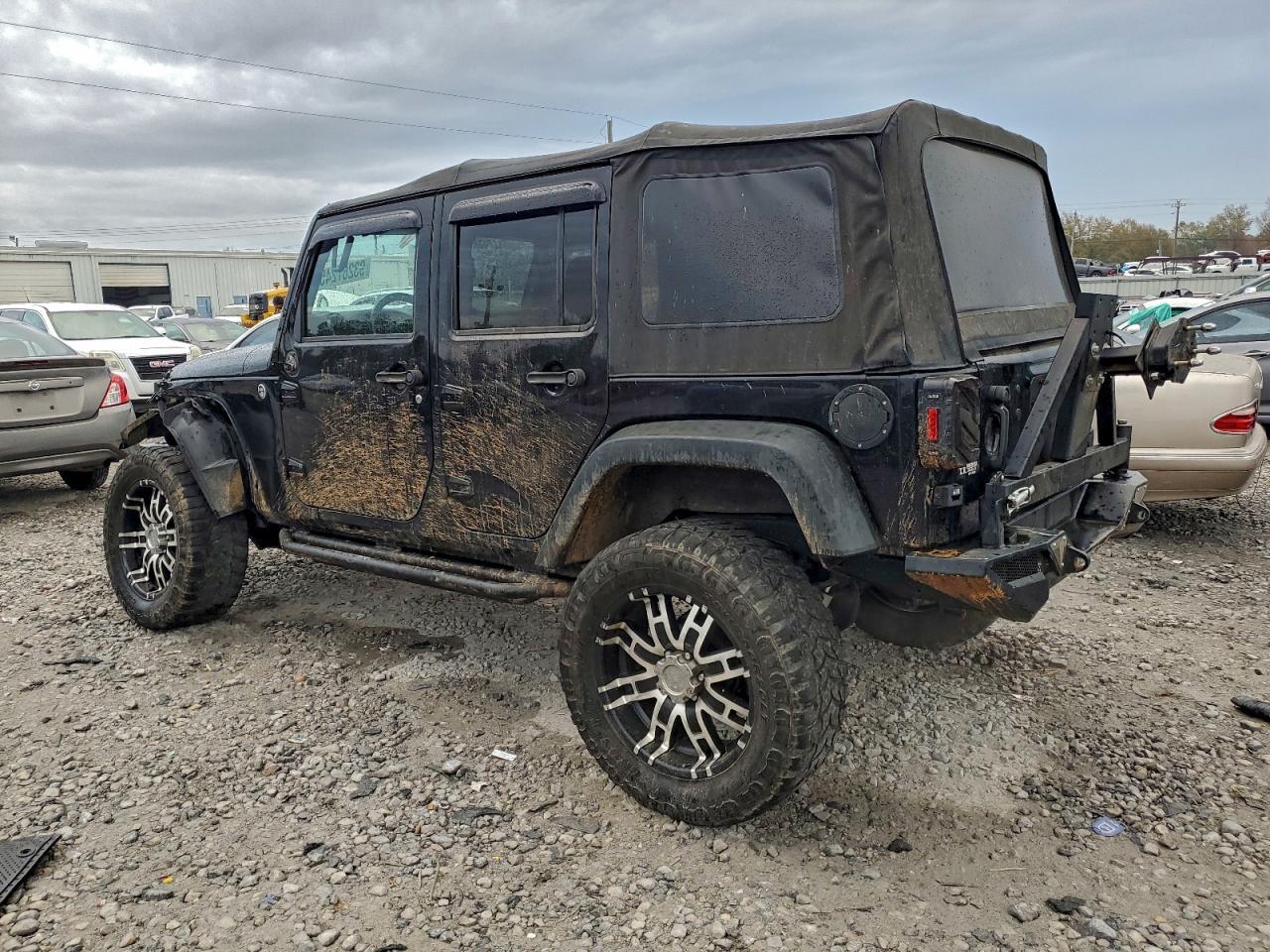 2015 Jeep Wrangler Unlimited Sport - Image 2