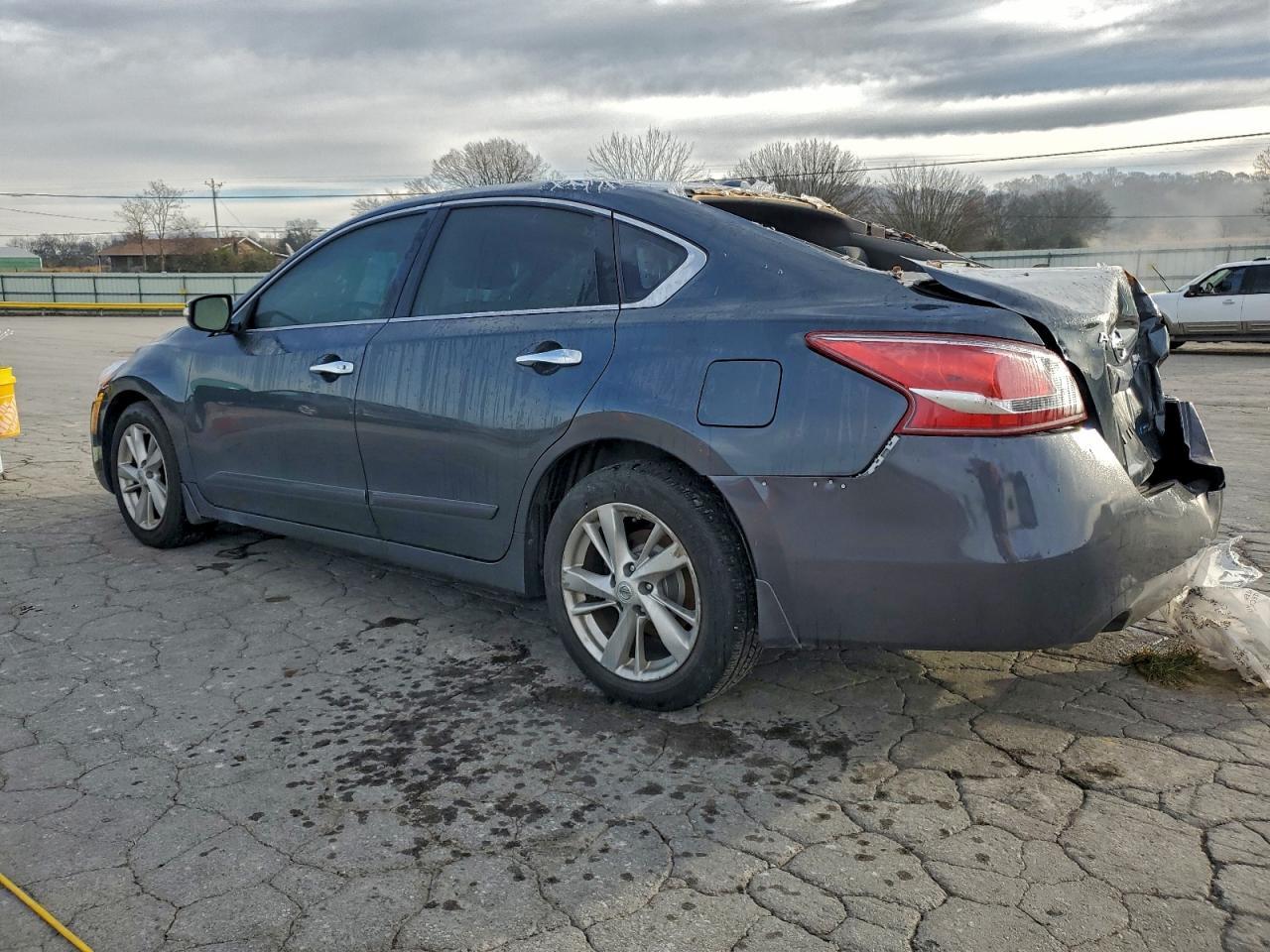 2013 Nissan Altima 2.5 - Фото 2