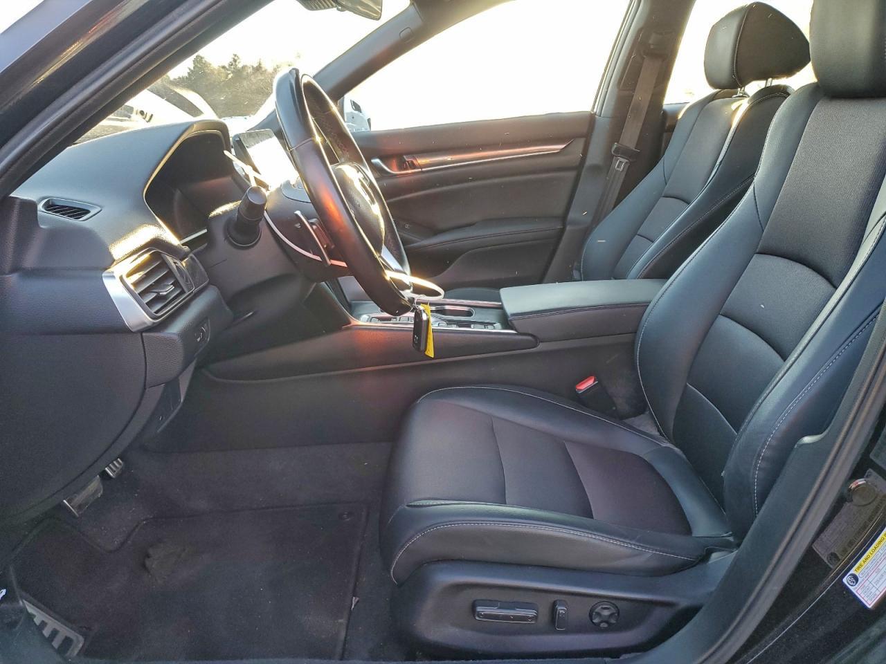 2022 Honda Accord Hybrid Sport - Фото 7