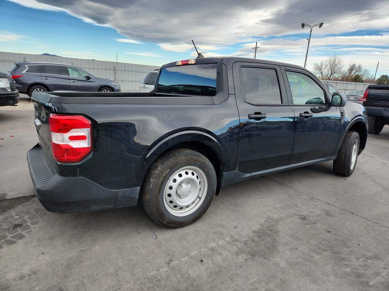 2024 Ford Maverick Xl - Image 3