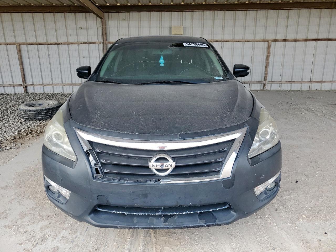 2015 Nissan Altima 3.5S - Image 5