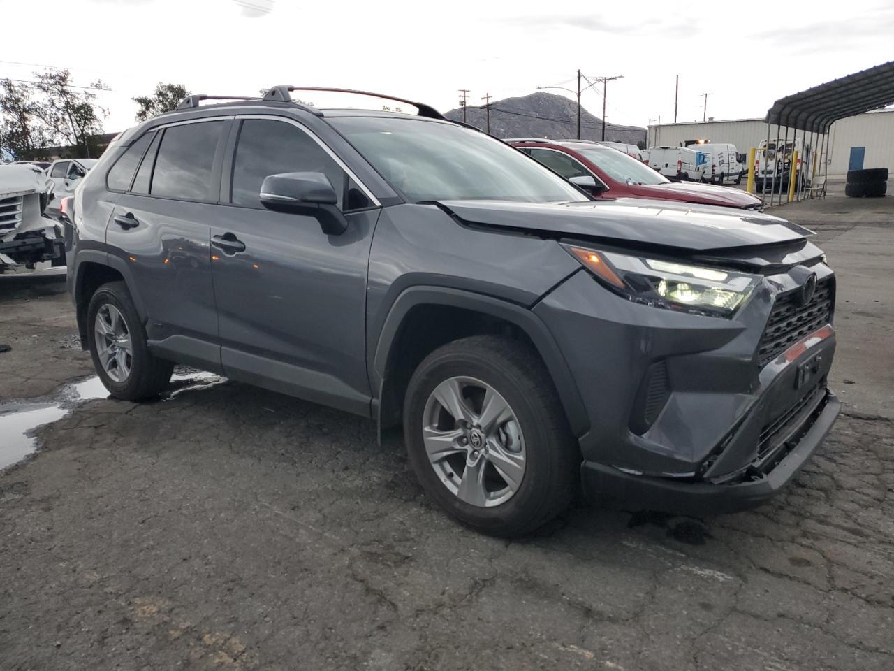 2025 Toyota Rav4 Xle - Фото 4