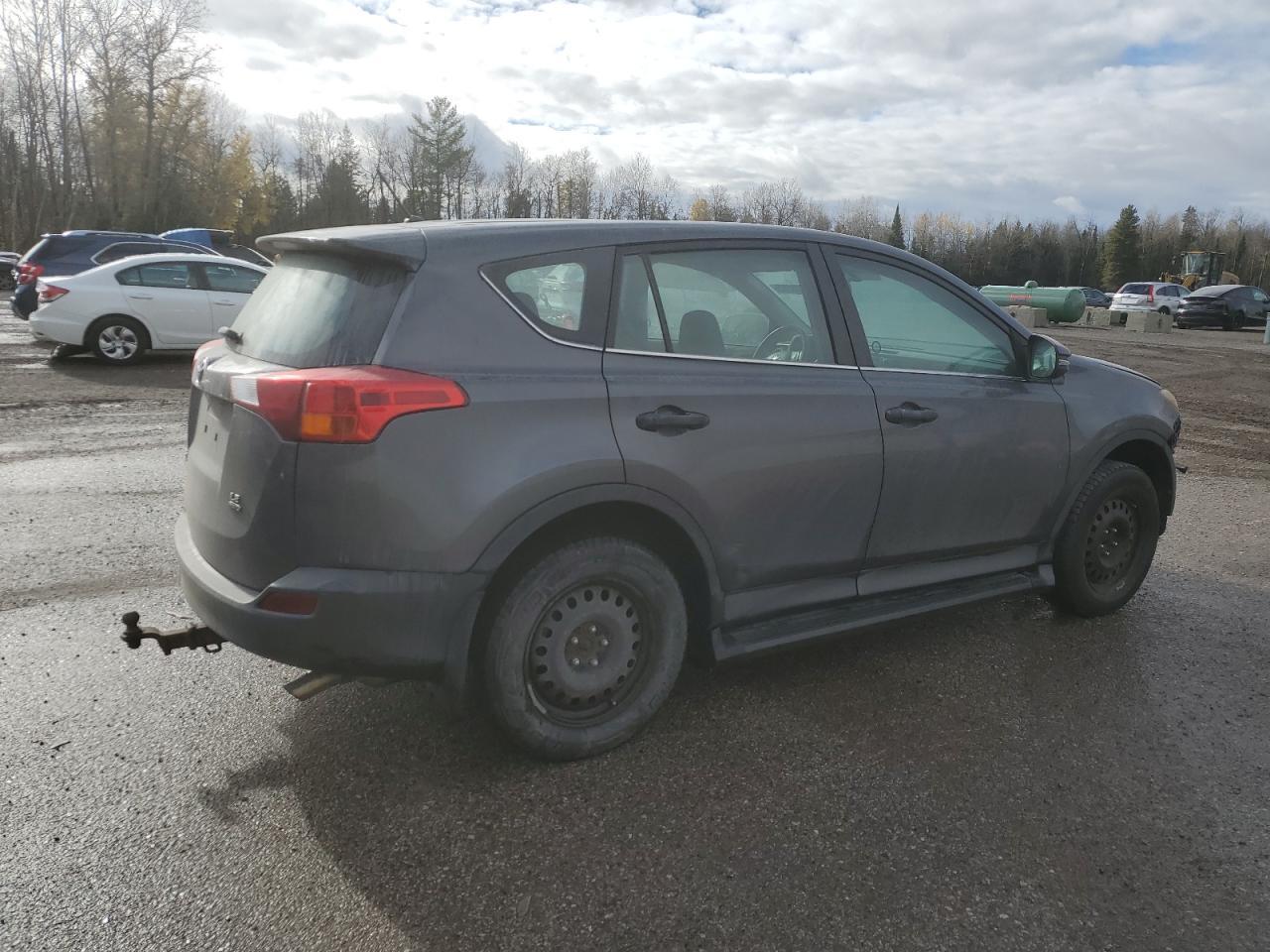 2013 Toyota Rav4 Le - Image 3