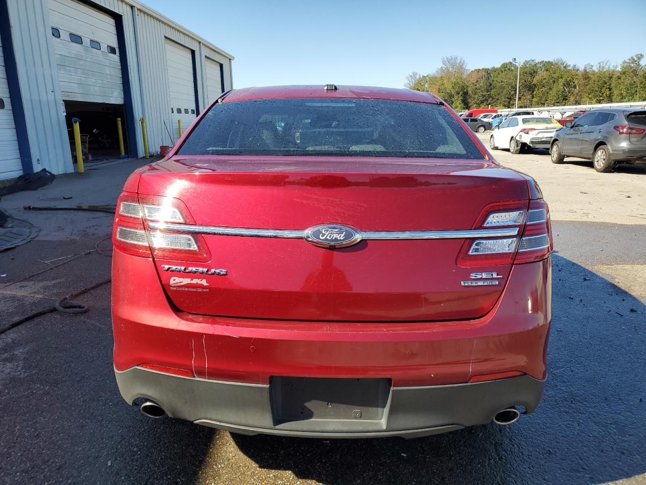 2016 Ford Taurus Sel - Image 6