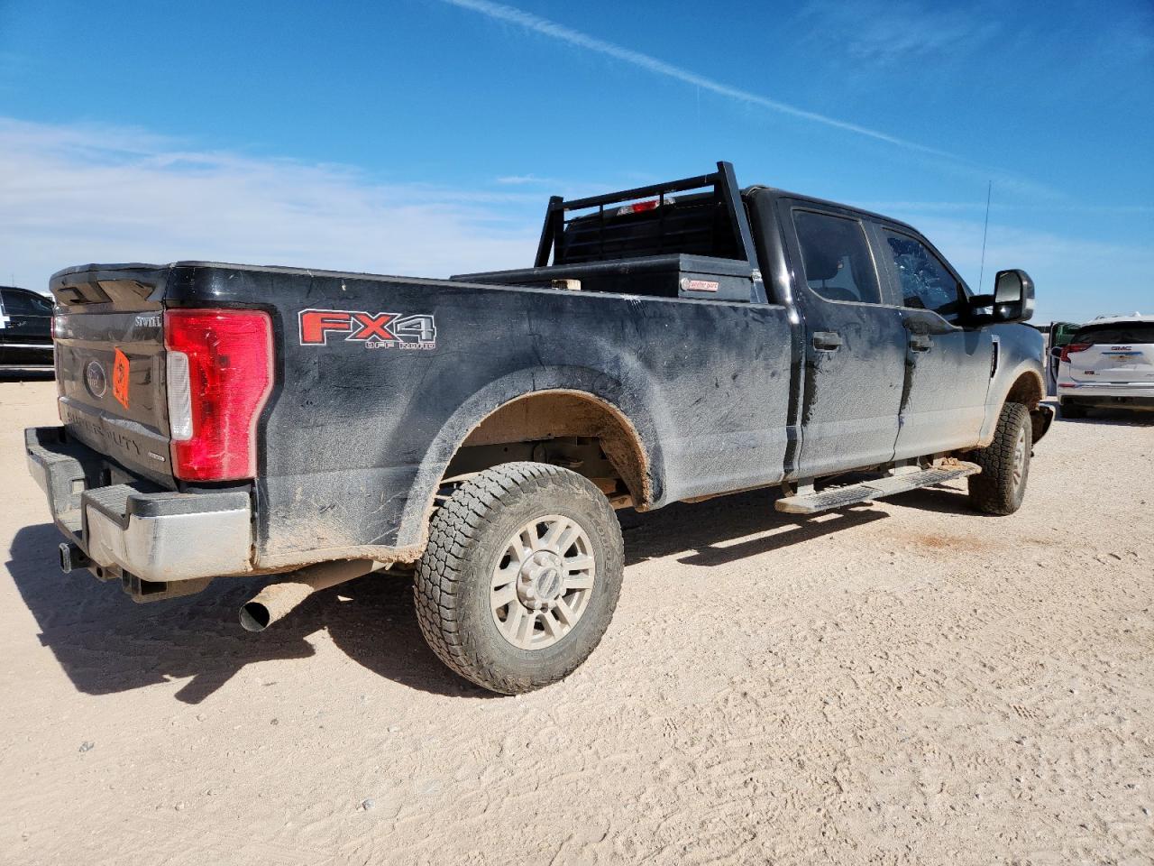 2019 Ford F250 Super Duty - Image 3