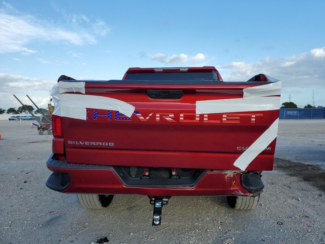 2022 Chevrolet Silverado Ltd C1500 Custom - Фото 6