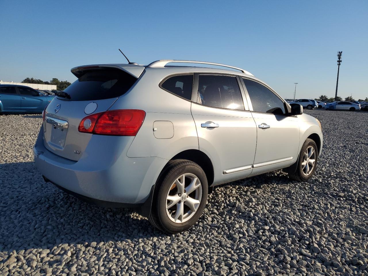 2011 Niss Rogue S - Фото 5