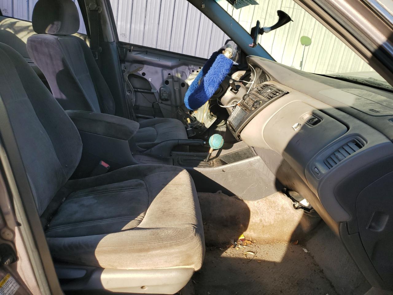 2000 Honda Accord Lx - Image 7