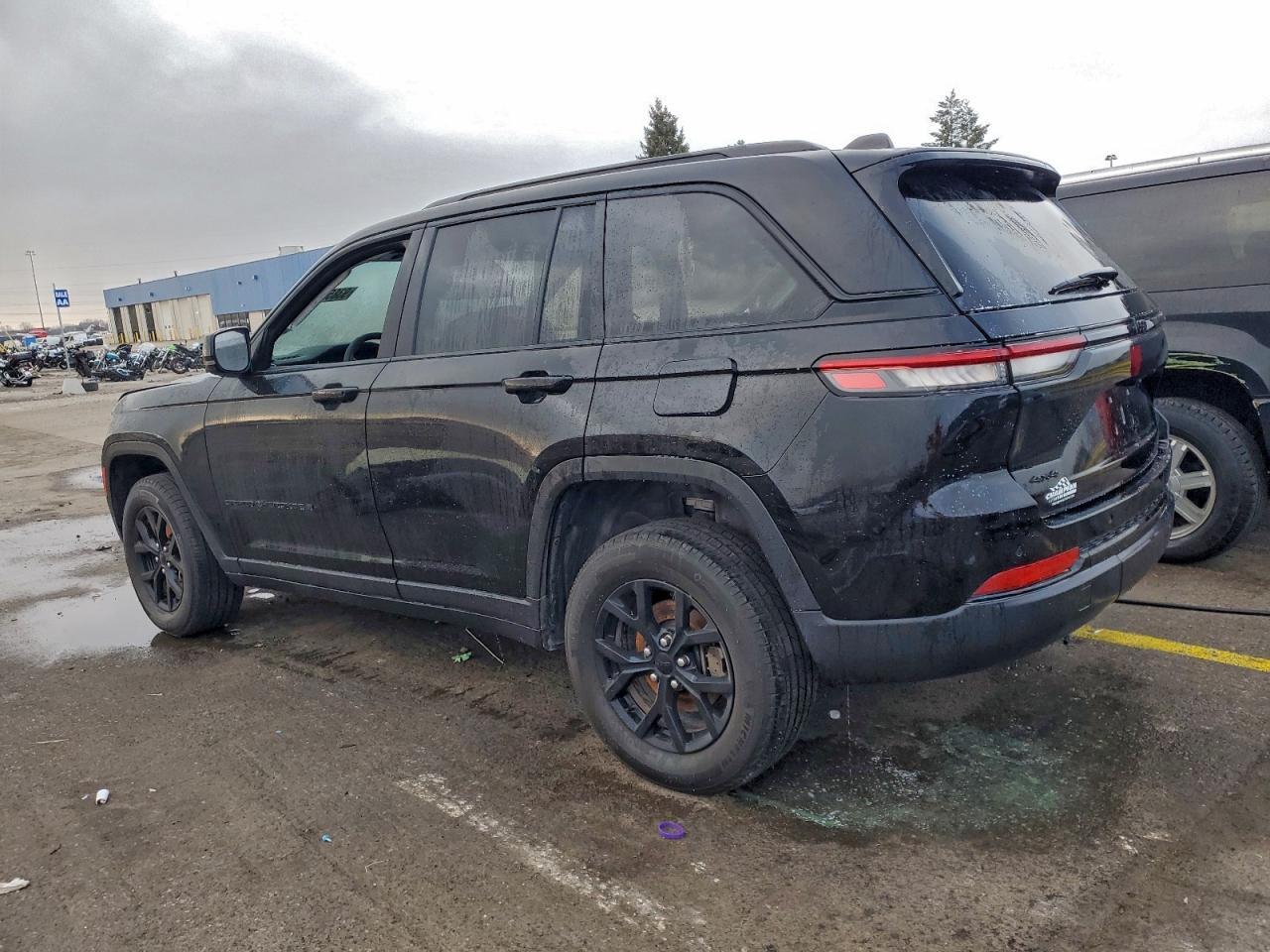 2024 Jeep Grand Cherokee Laredo - Фото 2