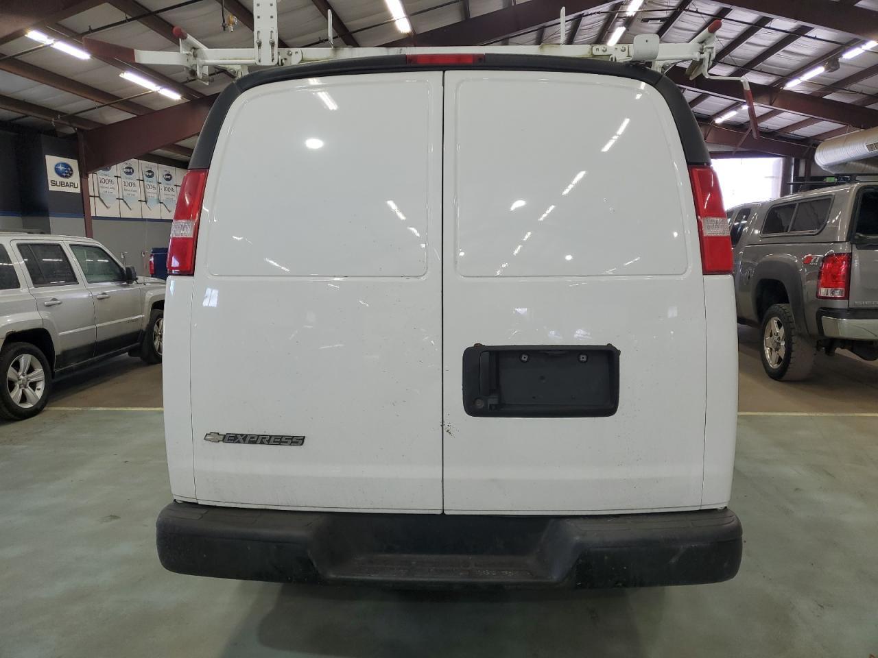 2019 Chevrolet Express G2500 - Фото 6