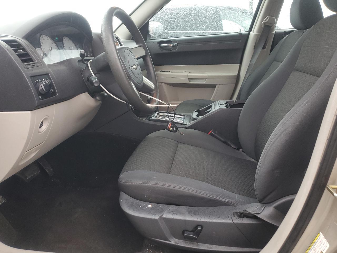 2006 Chrysler 300 - Фото 7