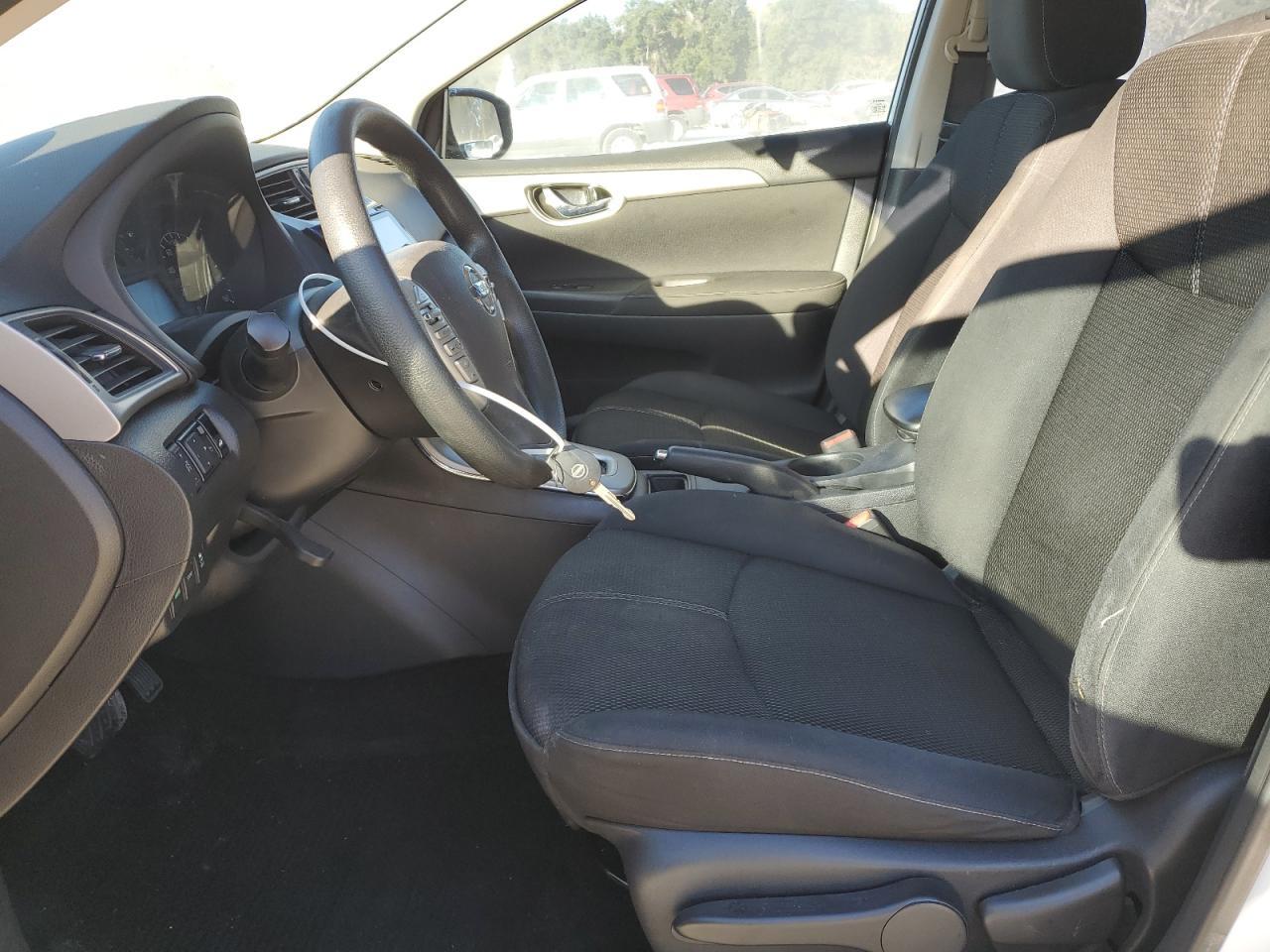 2015 Nissan Sentra S - Фото 7