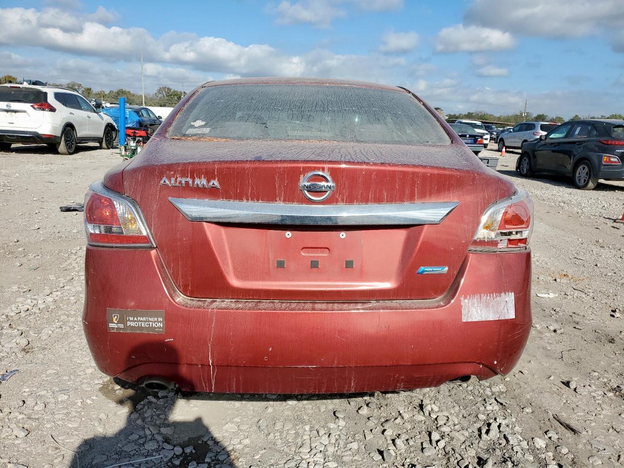 2014 Niss Altima 2.5 - Image 6