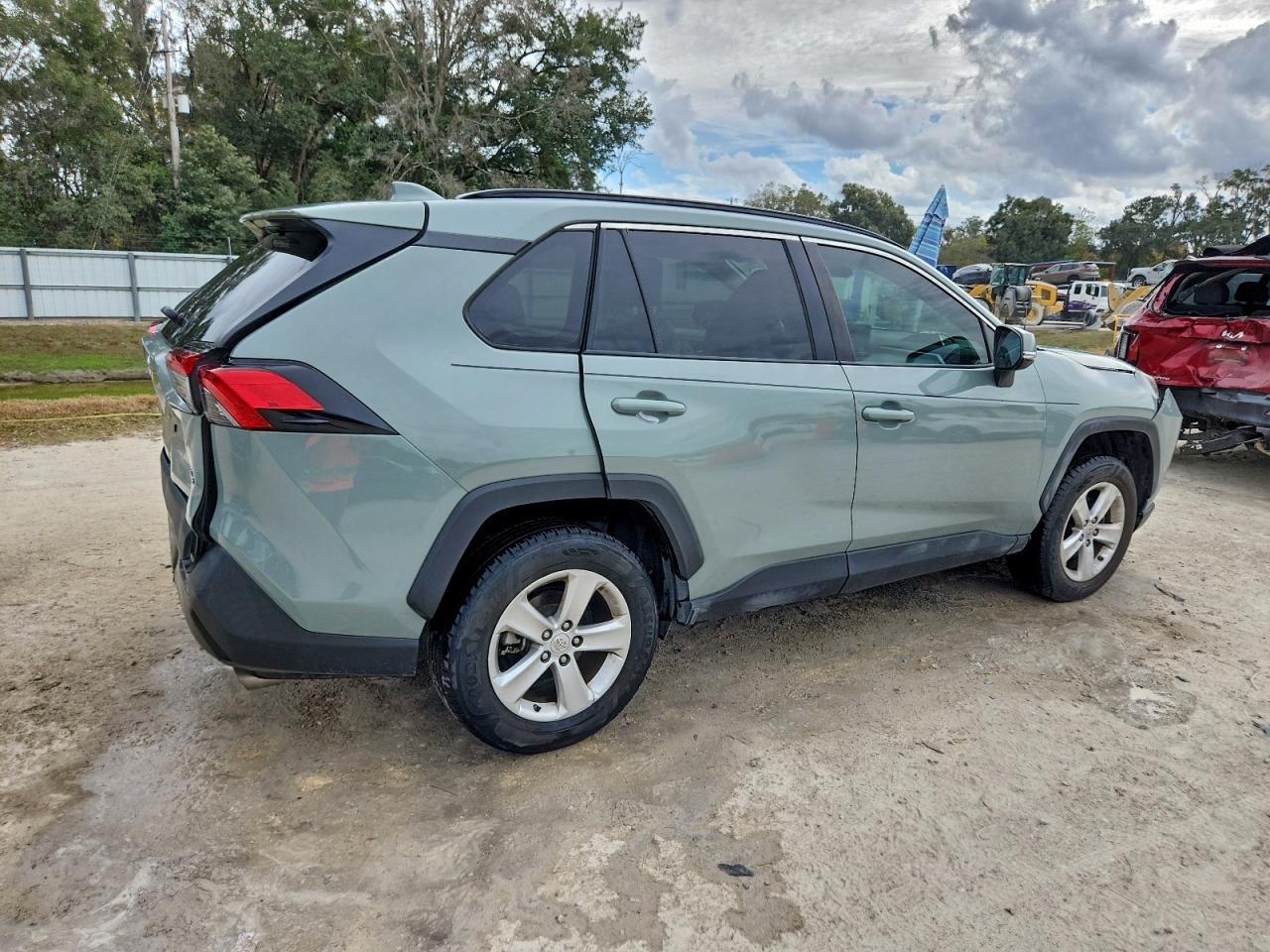 2021 Toyota Rav4 Xle Premium - Фото 3