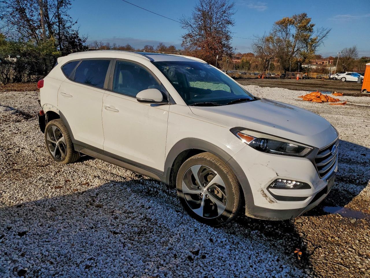 2016 Hyundai Tucson Limited - Image 4