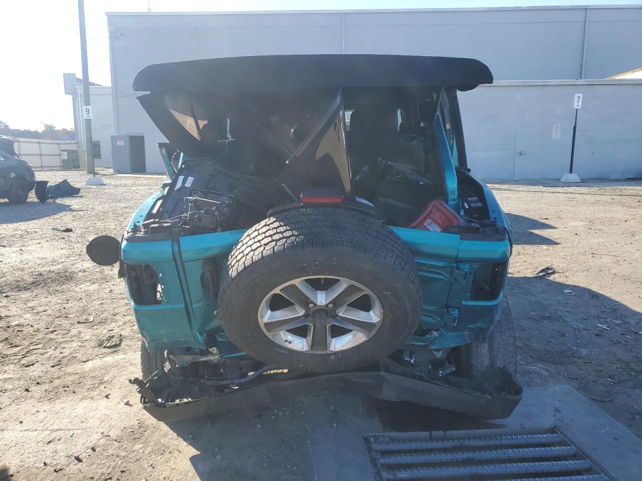 2020 Jeep Wrangler Unlimited Sahara - Image 6