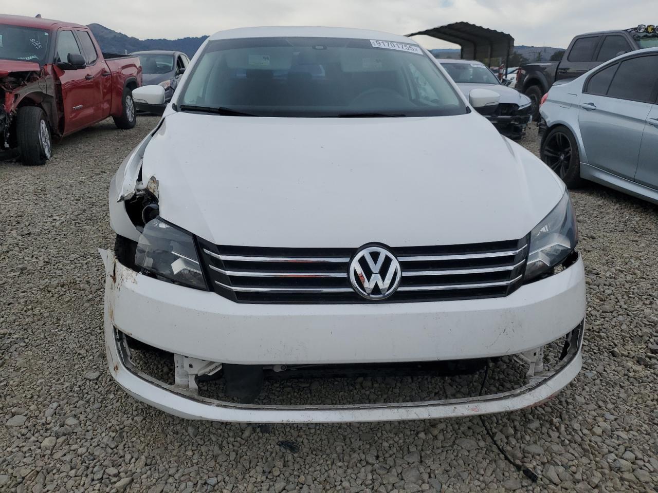 2013 Volkswagen Passat S - Фото 5