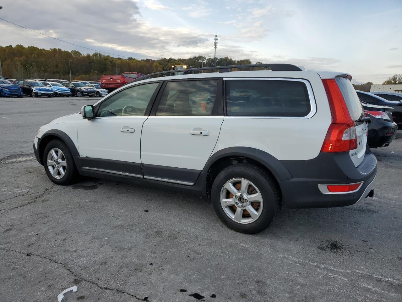 2012 Volvo Xc70 3.2 - Image 2