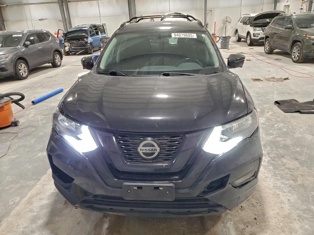 2018 Nissan Rogue S - Фото 5