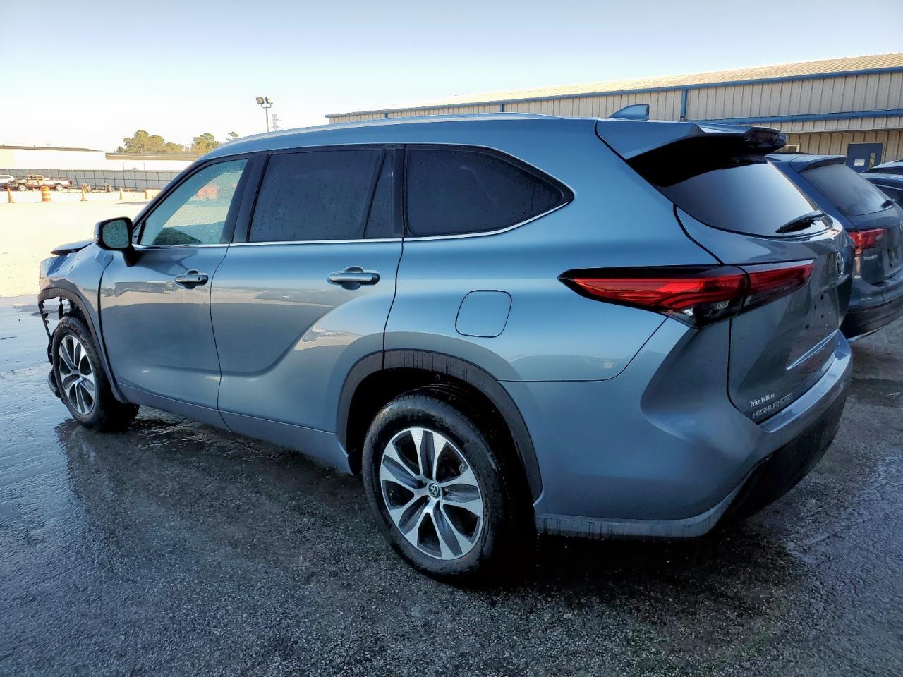 2020 Toyota Highlander Xle - Фото 2