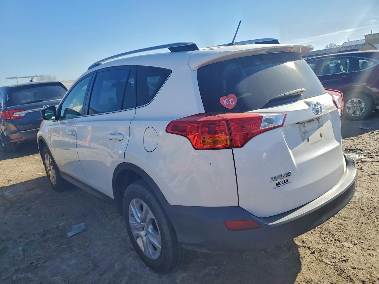 2015 Toyota Rav4 Le - Image 2