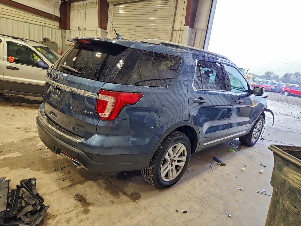 2018 Ford Explorer Xlt - Image 3