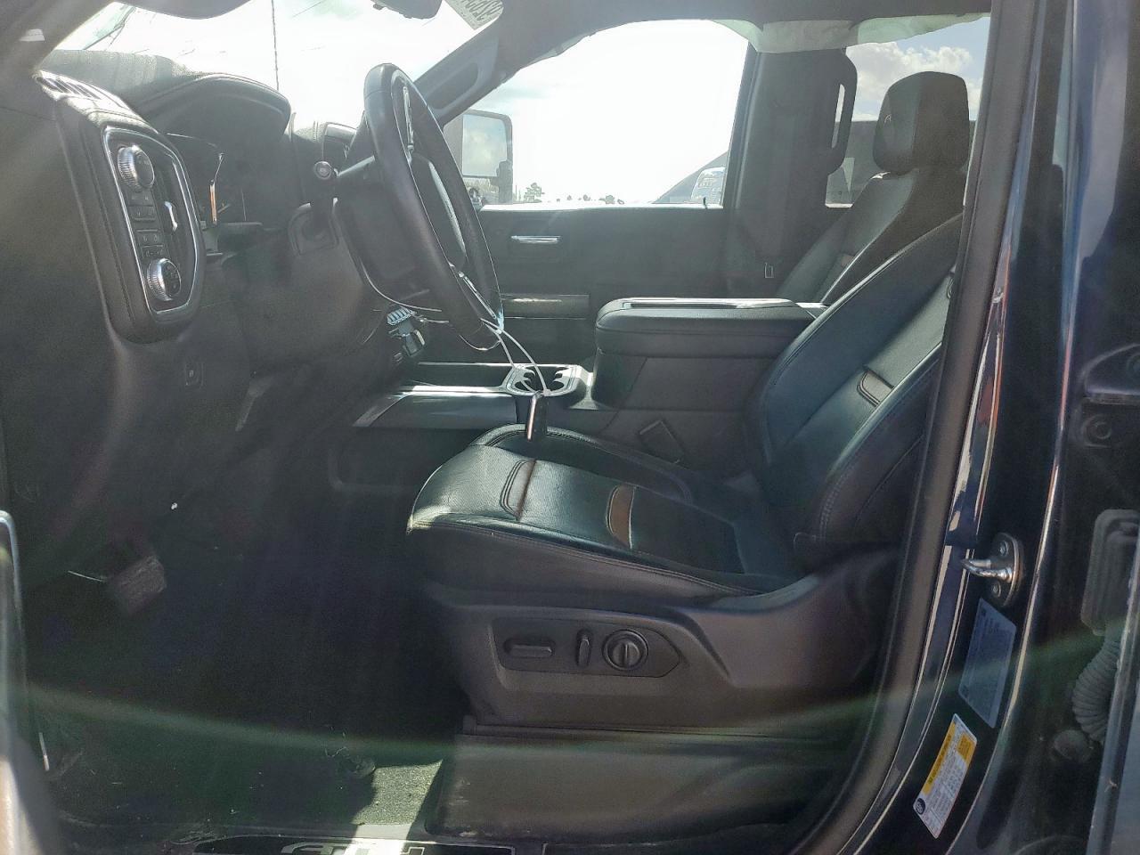 2022 GMC Sierra K2500 At4 - Фото 7