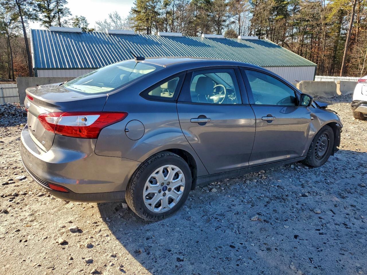 2012 Ford Focus Se - Фото 3