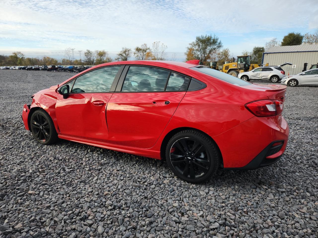2018 Chevrolet Cruze Lt - Image 2