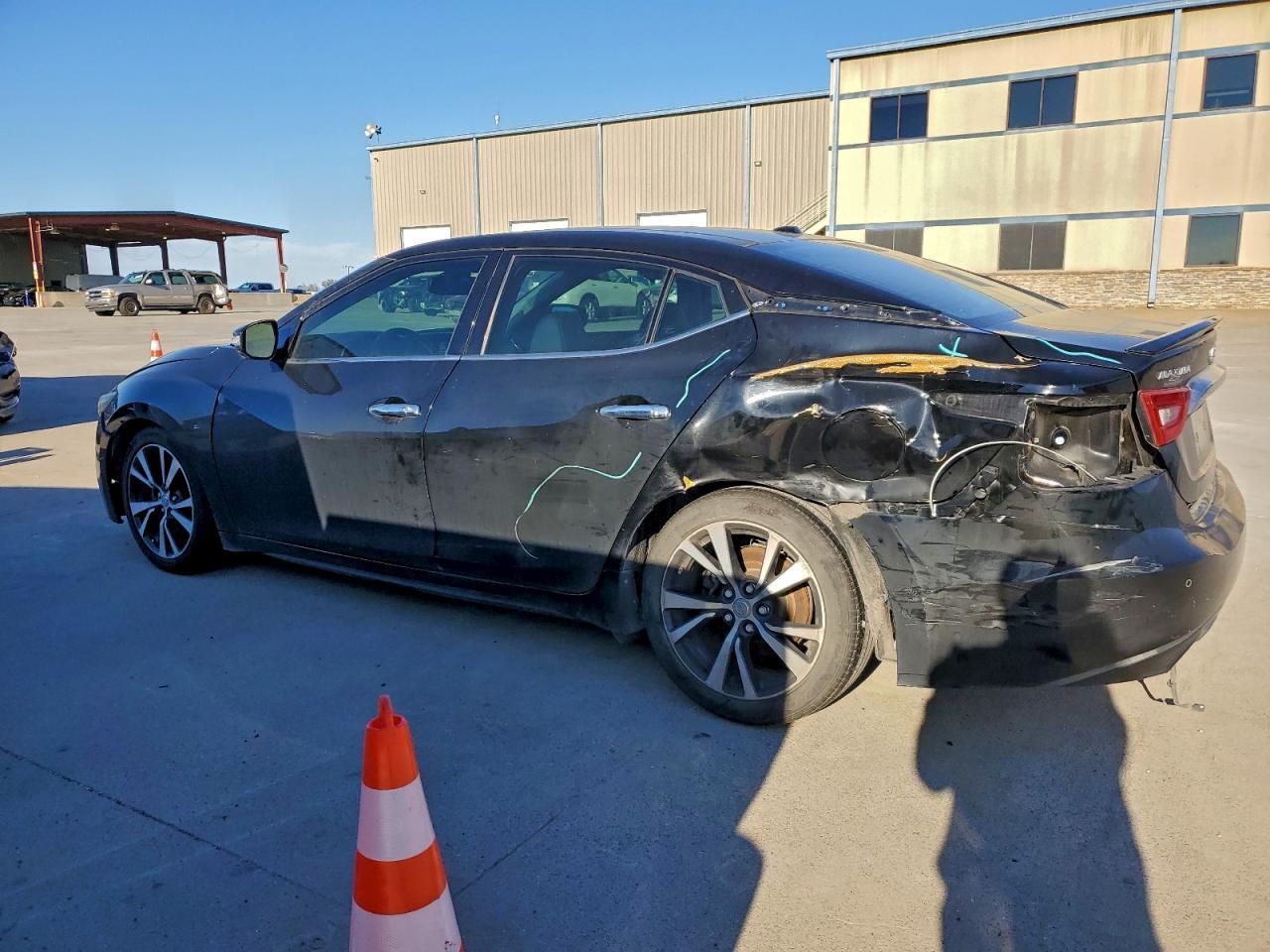 2016 Nissan Maxima 3.5S - Image 2