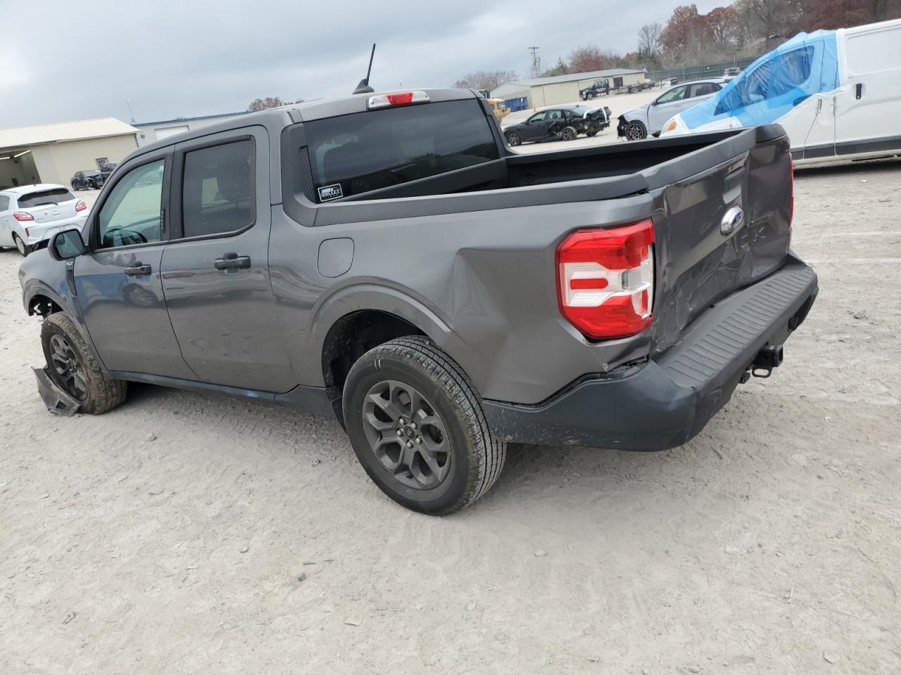 2022 Ford Maverick Xl - Image 2