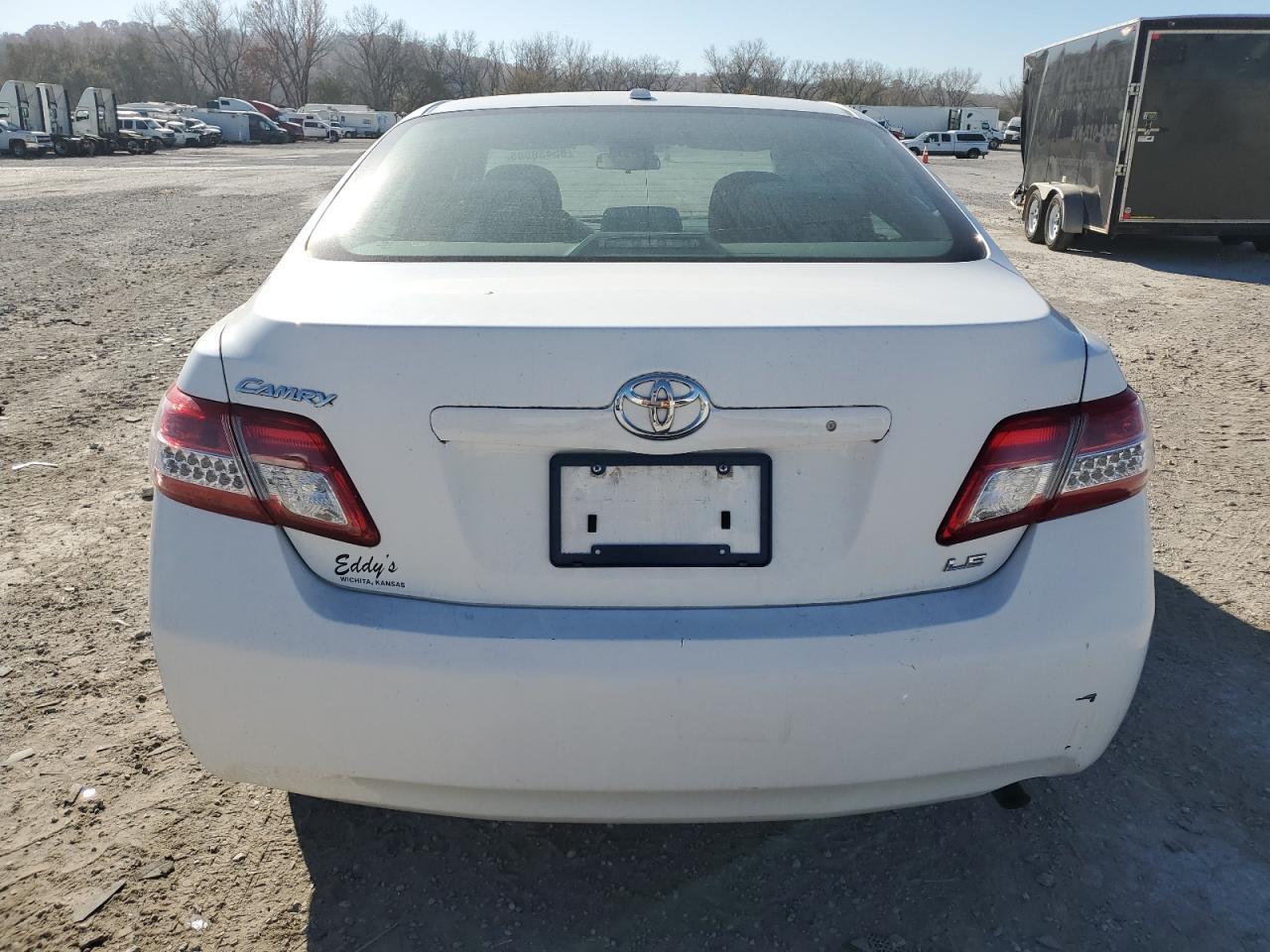 2011 Toyota Camry Base - Image 6