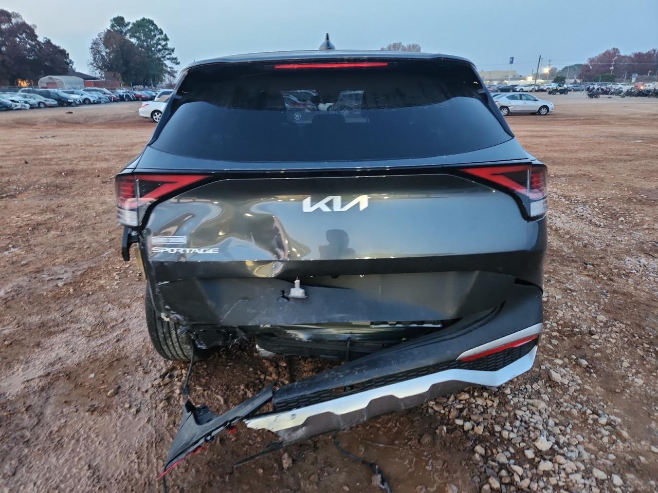 2024 Kia Sportage Lx - Image 6