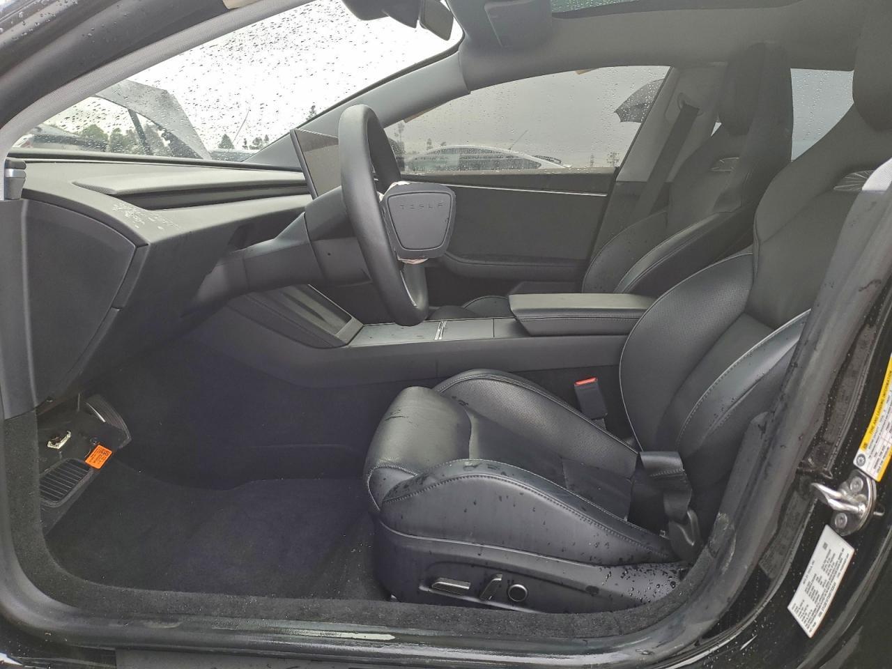 2024 Tesla Model 3 - Image 7