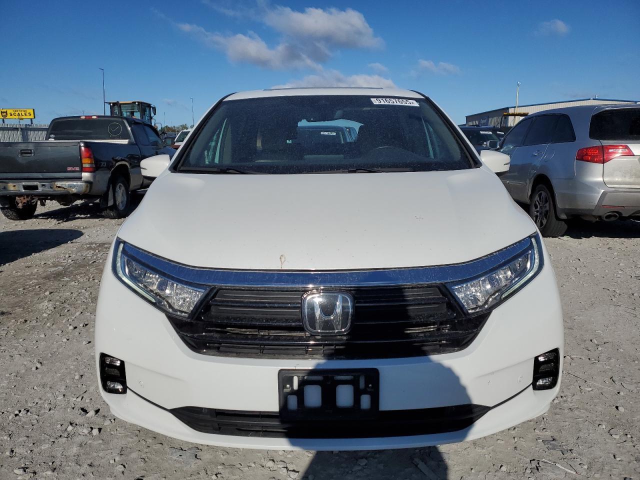 2021 Honda Odyssey Touring - Image 5