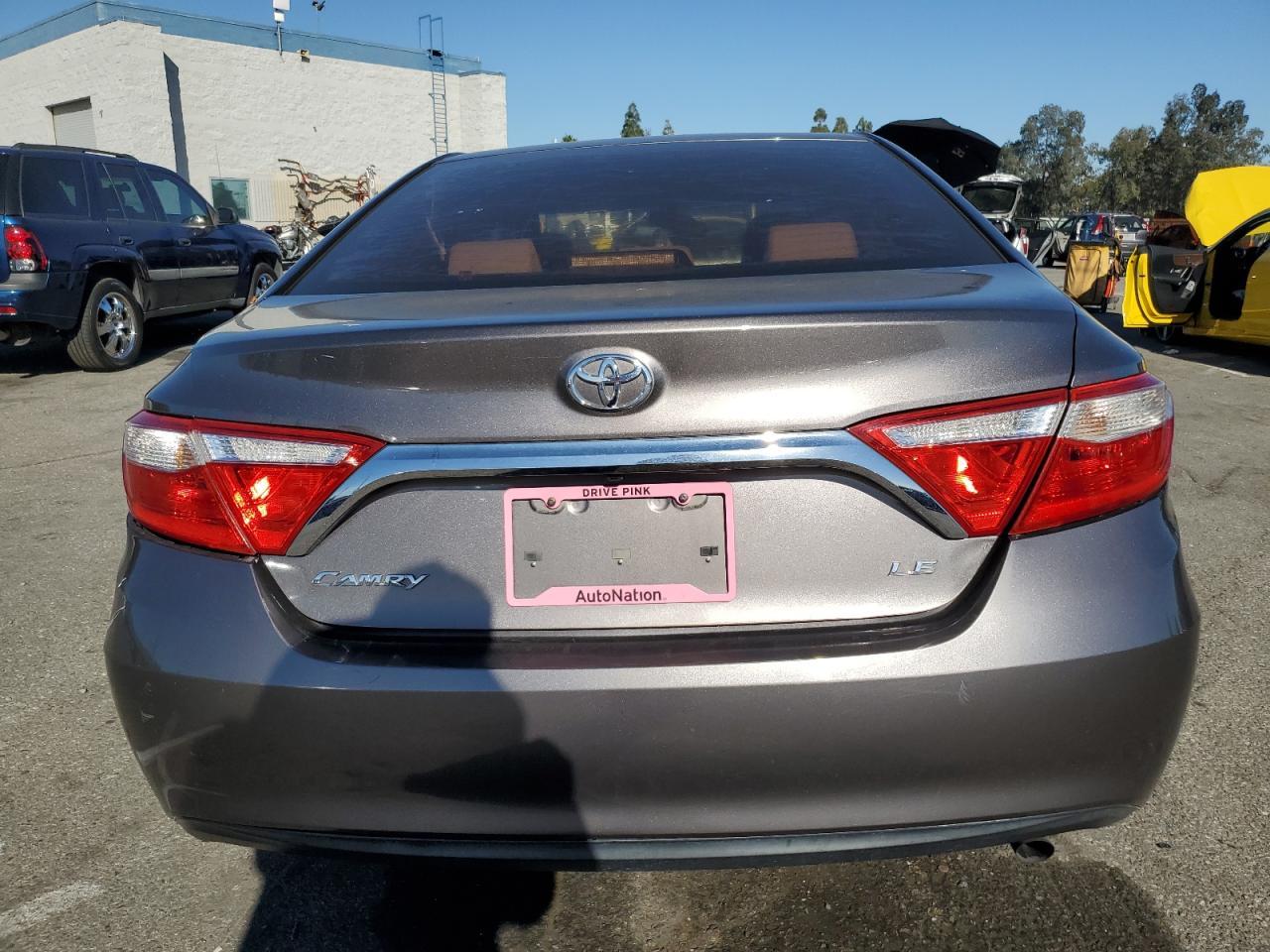 2015 Toyota Camry Le - Фото 6