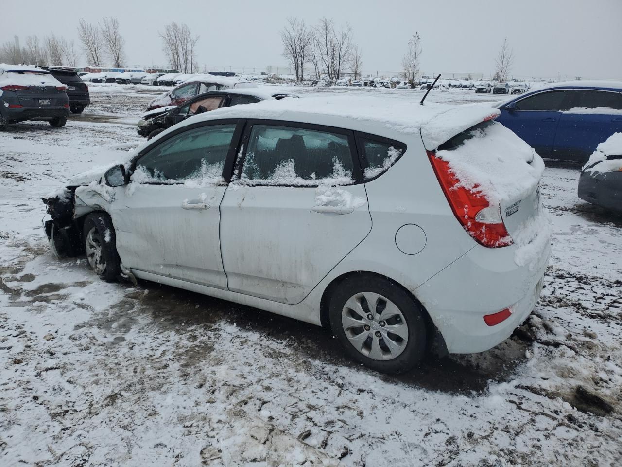 2017 Hyundai Accent Se - Фото 2