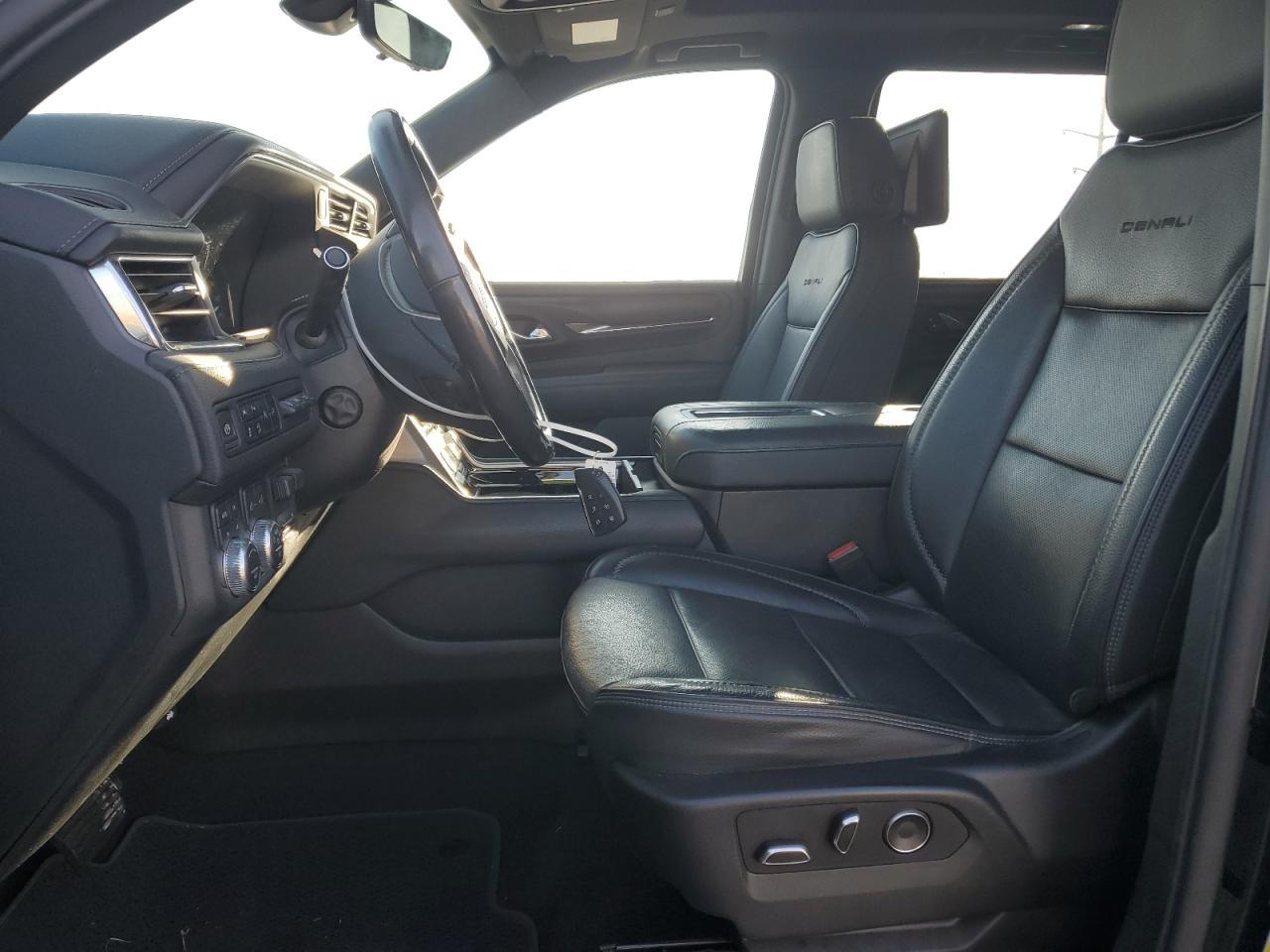 2021 GMC Yukon Denali - Image 7
