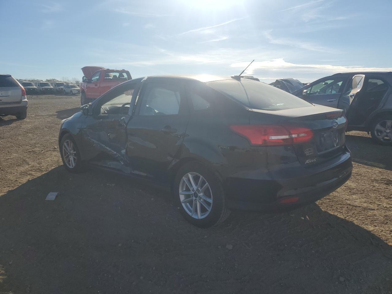 2018 Ford Focus Se - Фото 2