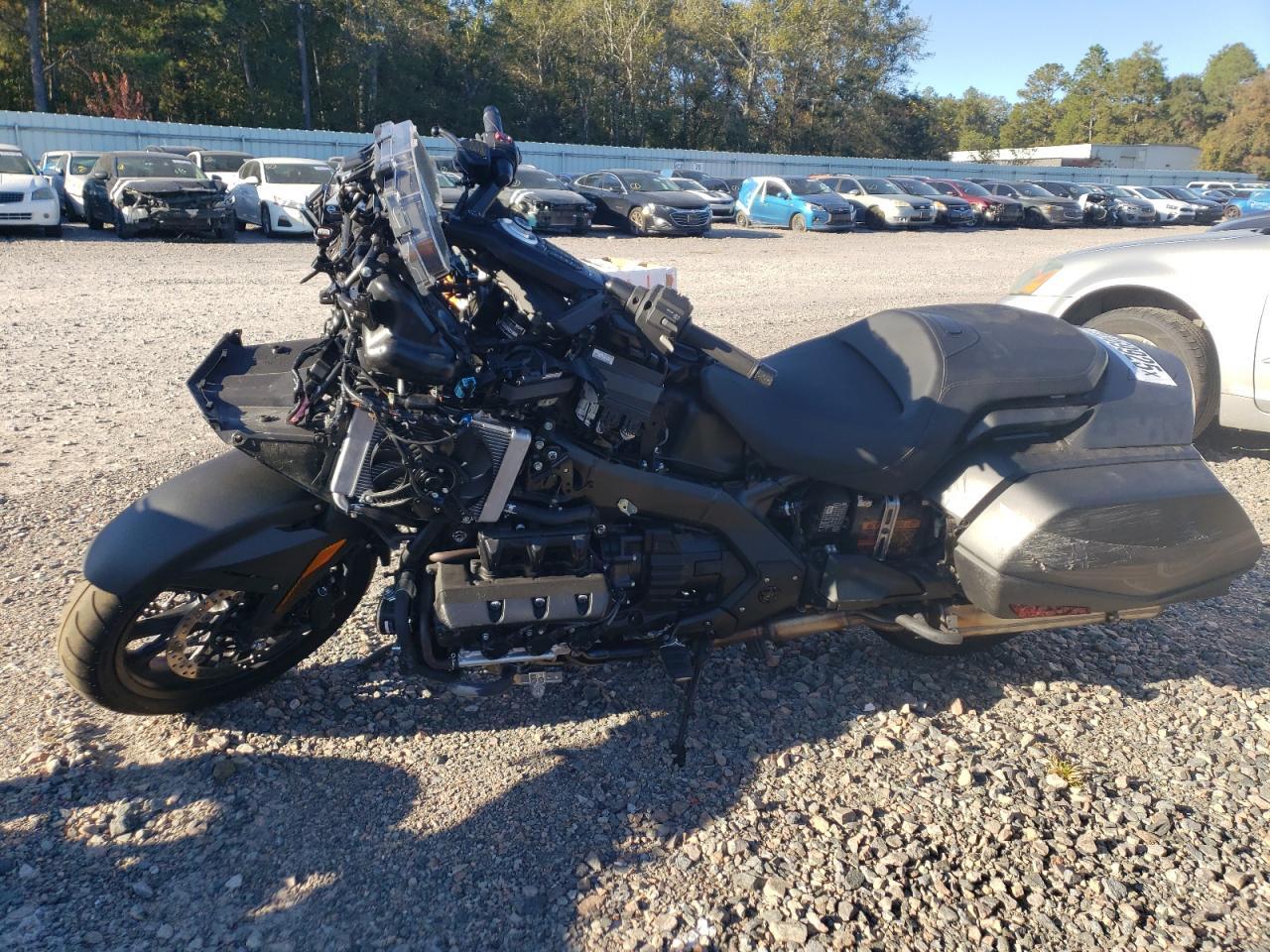 2025 Honda Gl1800 B - Фото 3