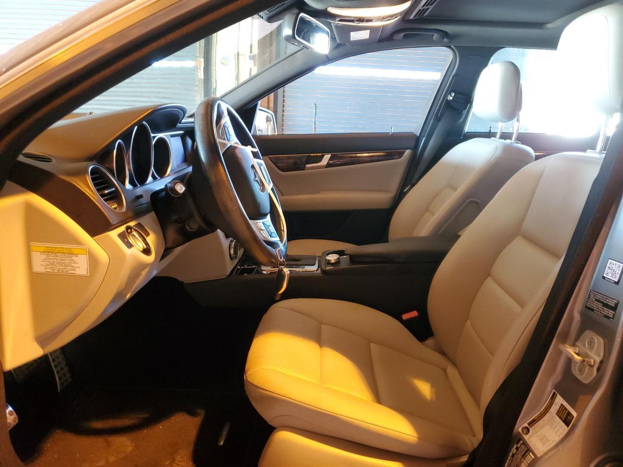 2014 Mercedes-Benz C 250 - Фото 7