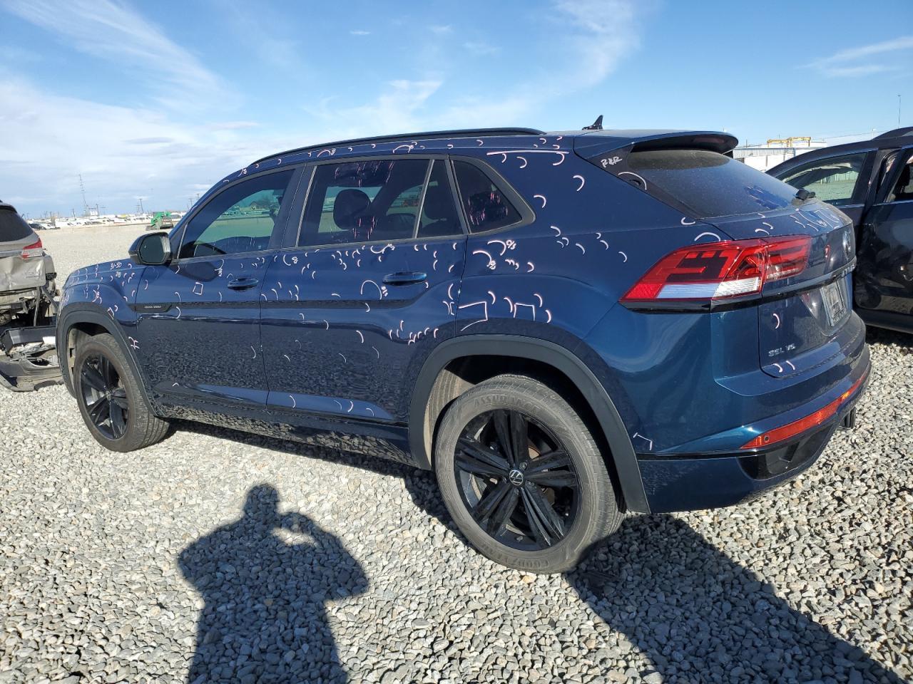 2022 Volkswagen Atlas Cross Sport Sel R-Line - Фото 2