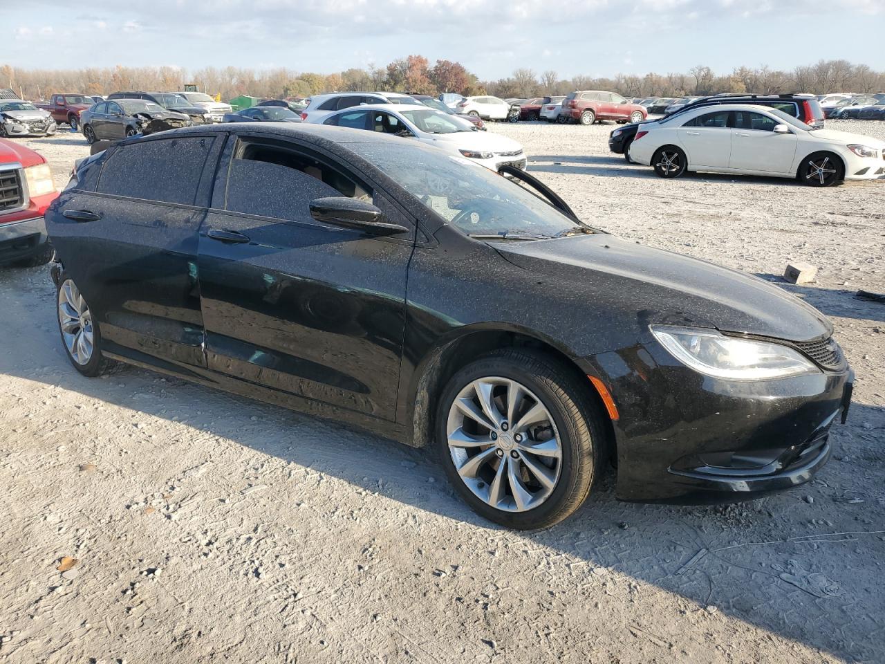2015 Chrysler 200 S - Фото 4