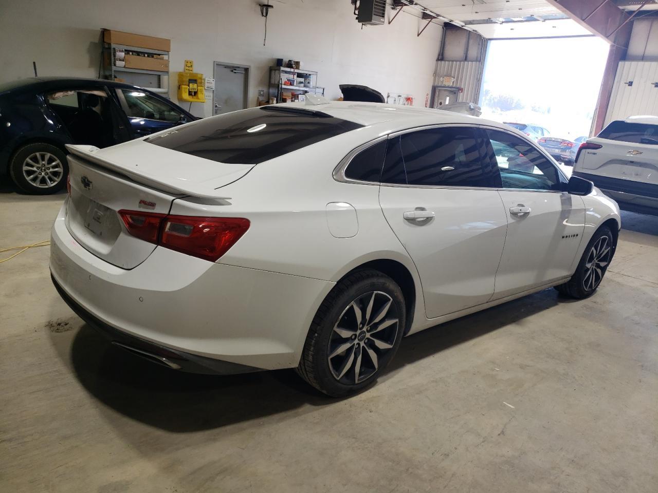 2021 Chevrolet Malibu Rs - Фото 3
