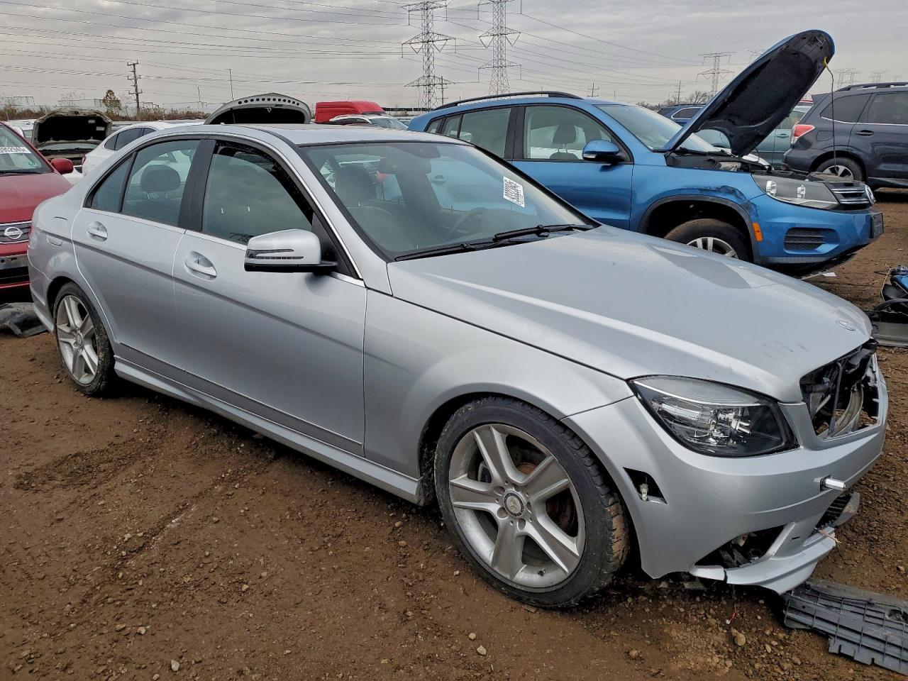 2011 Mercedes-Benz C 300 4Matic - Image 4